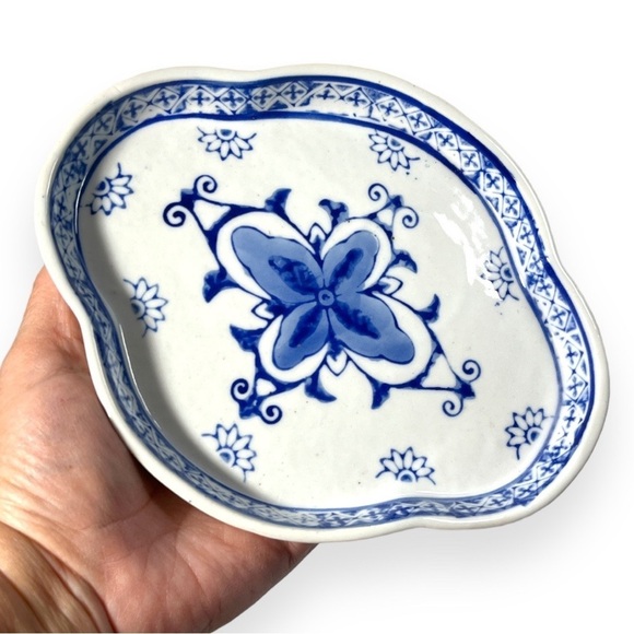 Vintage Porcelain Miniature Tea Set Tray Blue White‎ Trinket Dish Delft Style - Picture 1 of 8